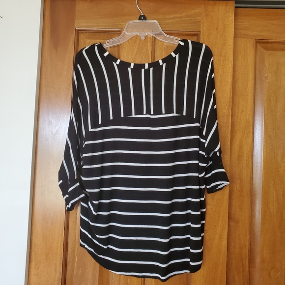 SOLD --- Rue 21 boho top - Picture 2 of 5